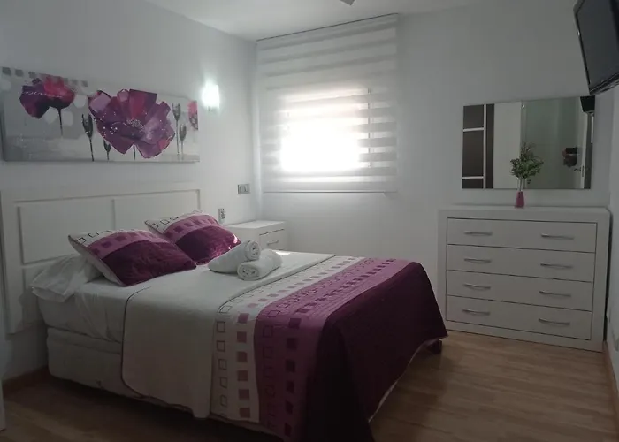 Puerto Marina Family Home