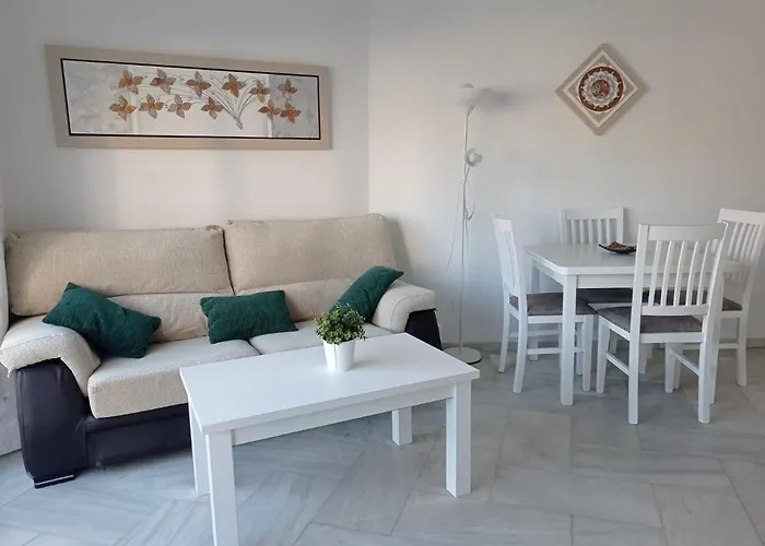 Puerto Marina Family Home